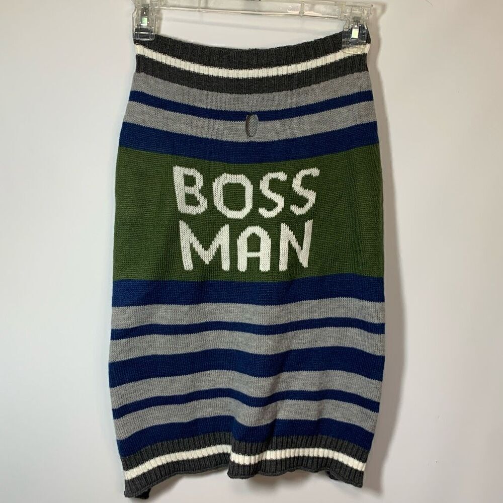 Vibrant life large dog sweater “Boss Man”